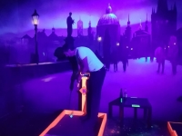 Mini-golf néon